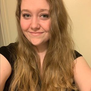 Meet your Posher, Megan